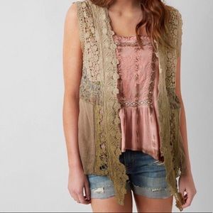Gimmicks Layering Vest
